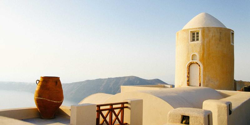 登山、徒步、野营必备：户外净水设备全解析，从滤水器到紫外线笔的科技选择